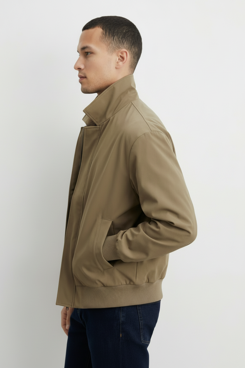 Beige bomber jacket zijaanzicht productfoto