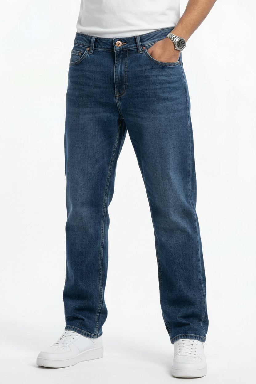 Schmale Jeans mit schmal zulaufendem Bein — lockerer Saumabschluss