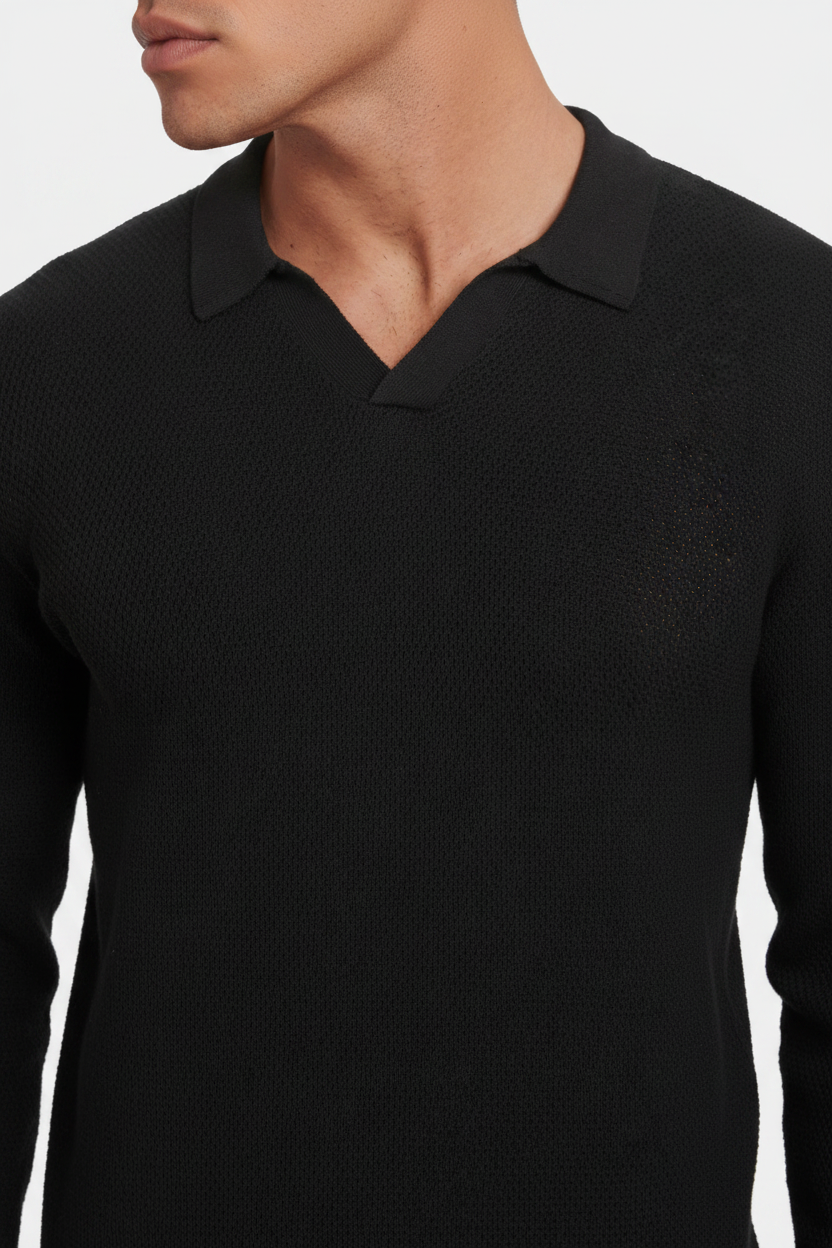 Clean close-up zwarte polo